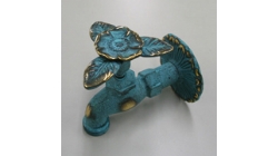 特种建材-仿古水龙头花瓣绿色